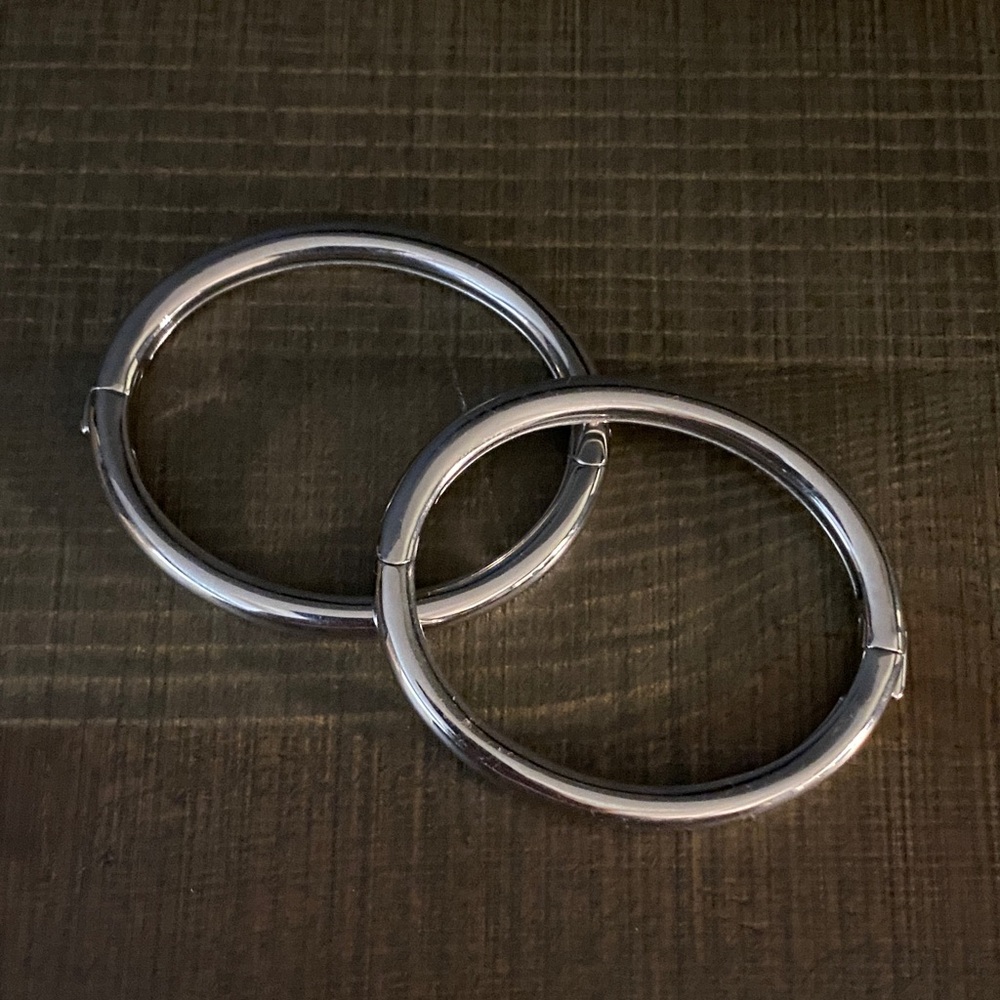 Jenny Bird Gia bangles-the perfect stocking stuffer! Set of 2!
